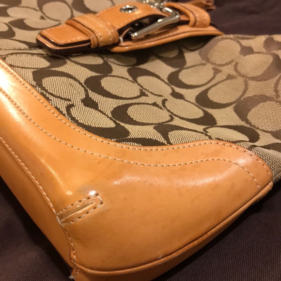 Coach Purse - Picture 5 of 6